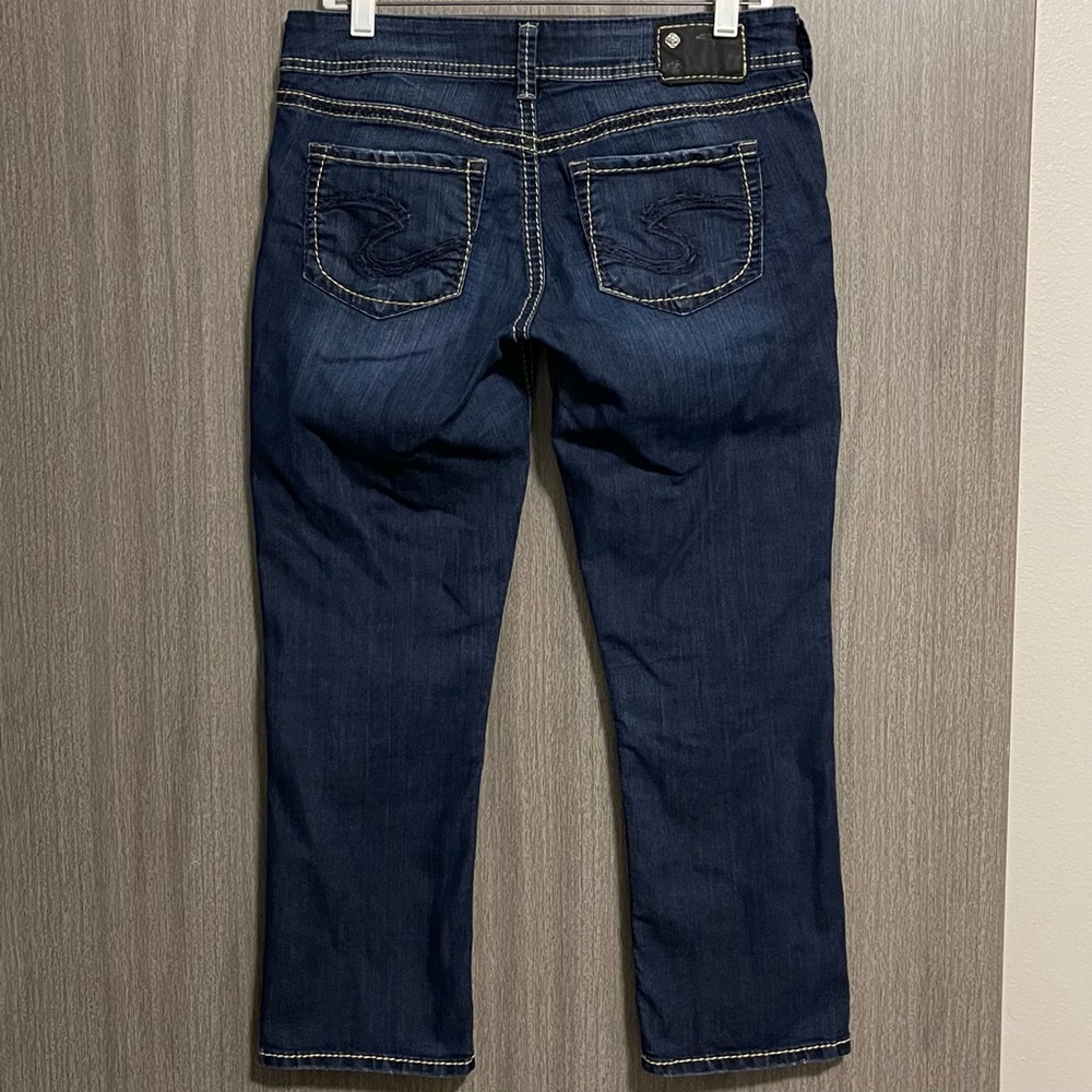 Silver Jeans Suki Capris - Dark Wash & Stretchy - Size 29